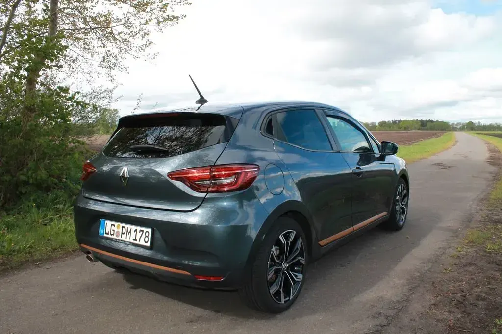 Gebraucht Renault Clio V Intens 101 PS (74 kW) 2021 Limousine