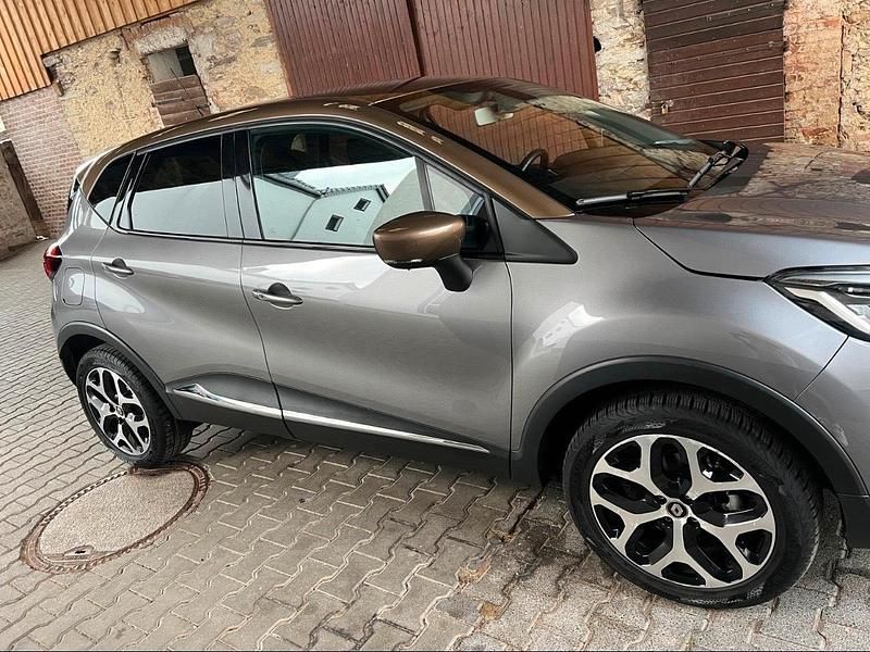 Gebraucht Renault Captur Intens 118 PS (86 kW) 2018 Grau SUV