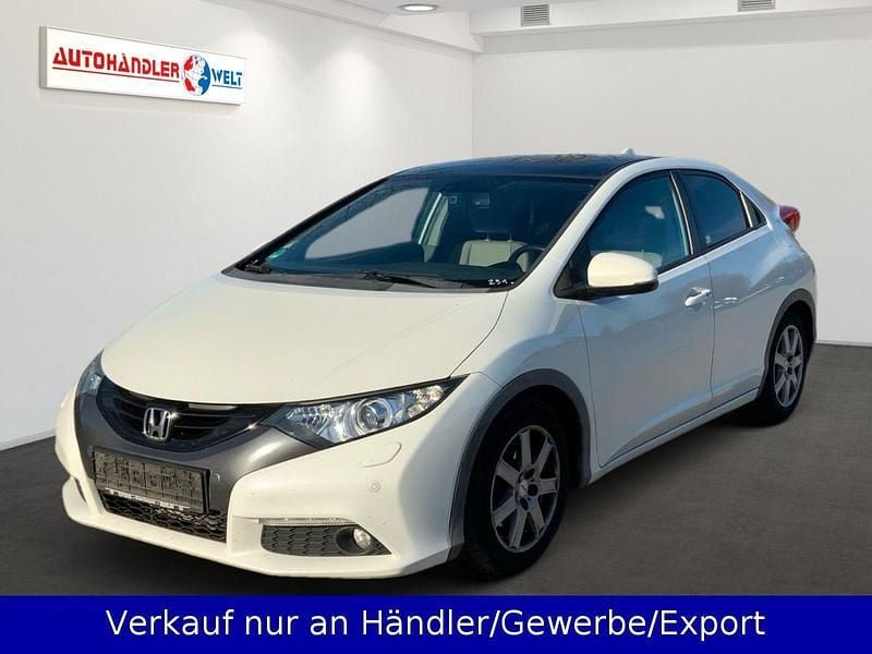 Weiß Gebraucht 2012 Honda Civic Executive Limousine | 7.599 € (Guter Preis) - Bild 1/3
