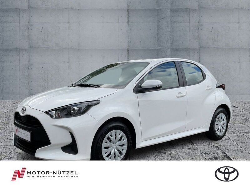 Schneeweiß Neu 2024 Toyota Yaris Hybrid Business Edition Kleinwagen | 22.390 € (Guter Preis) - Bild 1/4