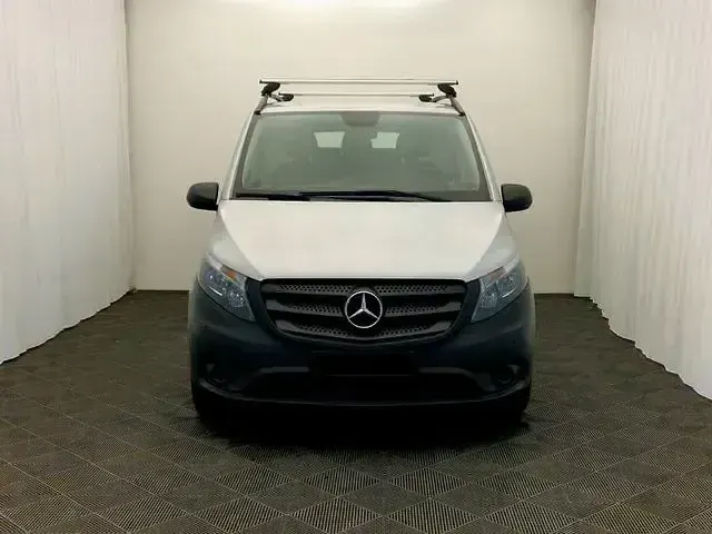 Gebraucht Mercedes Vito 136 PS (100 kW) 2021 Silber Van