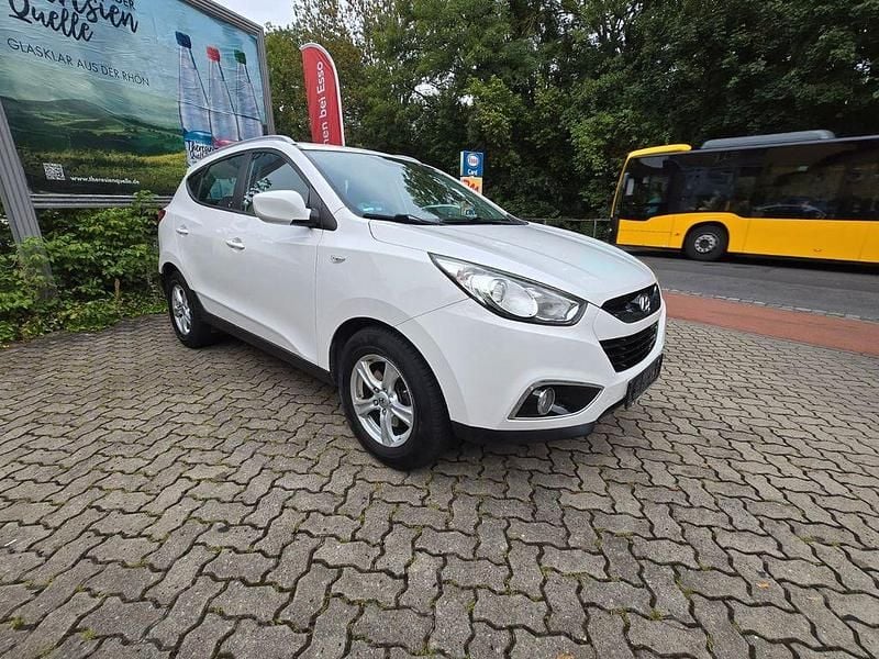 Weiß Gebraucht 2013 Hyundai ix35 Edition SUV | 3.900 € (Superpreis) - Bild 1/4