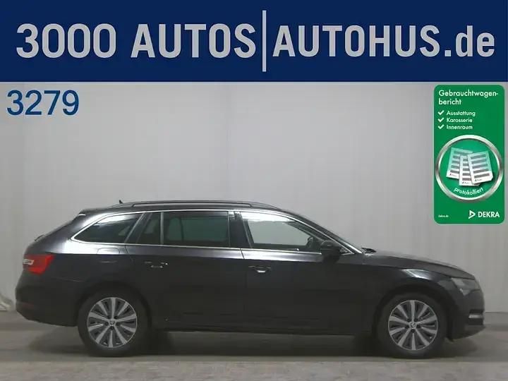 Weiß Gebraucht 2022 Skoda Superb Style Kombi | 24.990 € (Fairer Preis) - Bild 1/1
