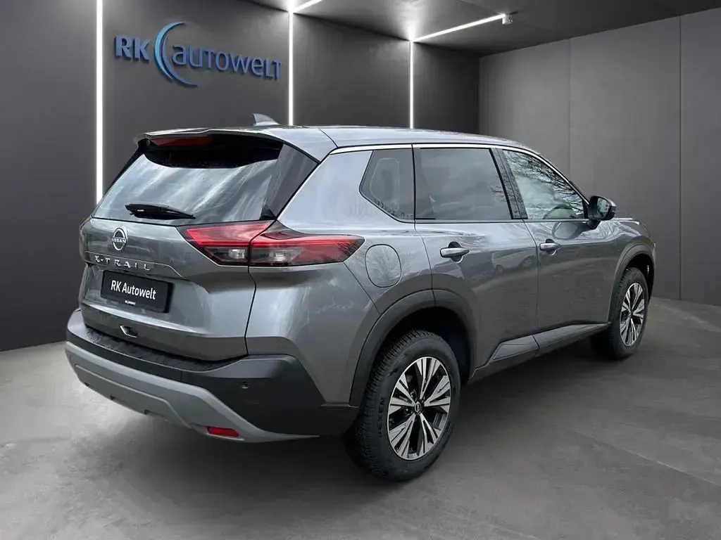 Gebraucht Nissan X-Trail Acenta 163 PS (119 kW) 2024 Grau SUV