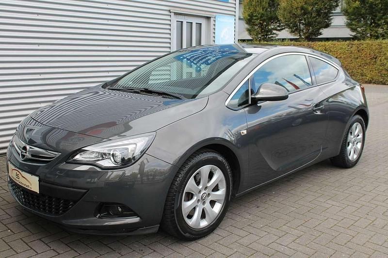 Gebraucht Opel Astra GTC 170 PS (125 kW) 2015 Grau Coupé