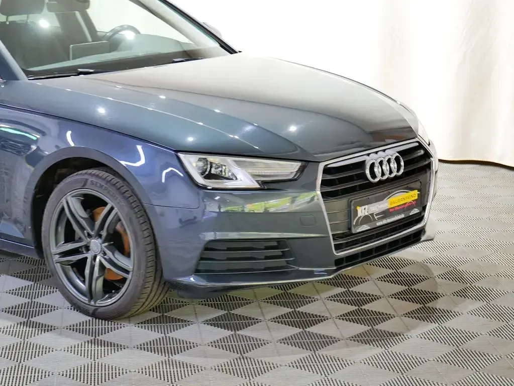 Usata Audi A4 150 CV (110 kW) 2017 Grigio Station wagon