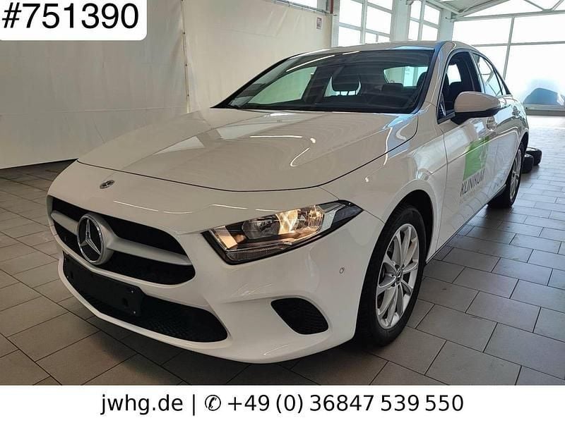 Gebraucht Mercedes A250 218 PS (160 kW) 2022 Weiß Limousine