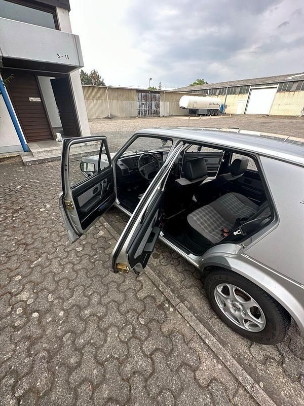 Gebraucht VW Golf II 94 PS (69 kW) 1983 Grau Kleinwagen