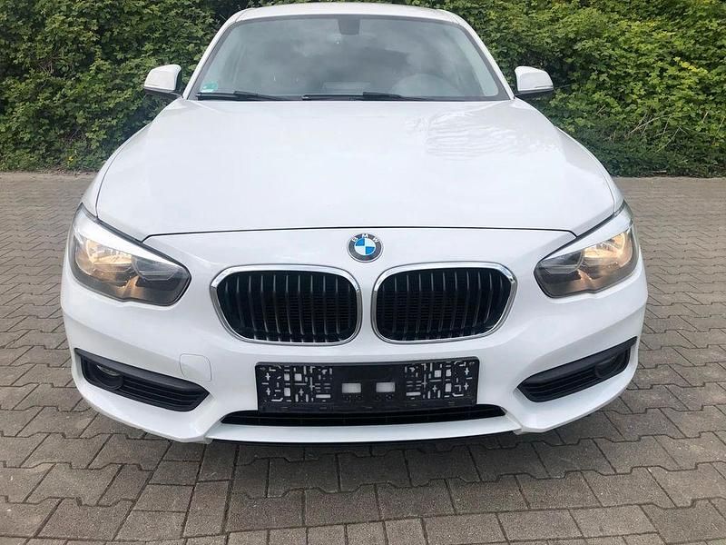 Gebraucht BMW 116 109 PS (80 kW) 2017 Weiß Kleinwagen