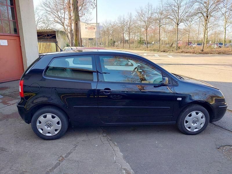Gebraucht VW Polo 75 PS (55 kW) 2003 Schwarz