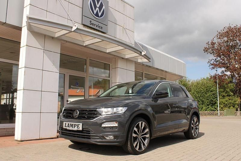 Grau Gebraucht 2020 VW T-Roc United SUV | 22.880 € (Etwas zu teuer) - Bild 1/4