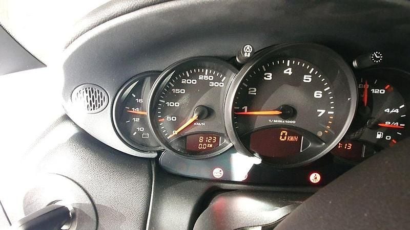 Gebraucht Porsche 996 300 PS (220 kW) 1999 Weiß Cabrio