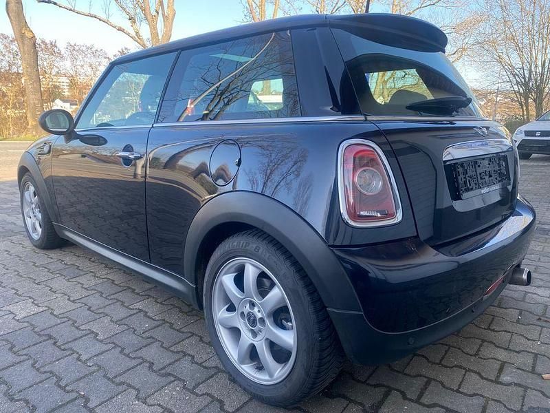 Gebraucht Mini Cooper 120 PS (88 kW) 2007 Schwarz Kleinwagen