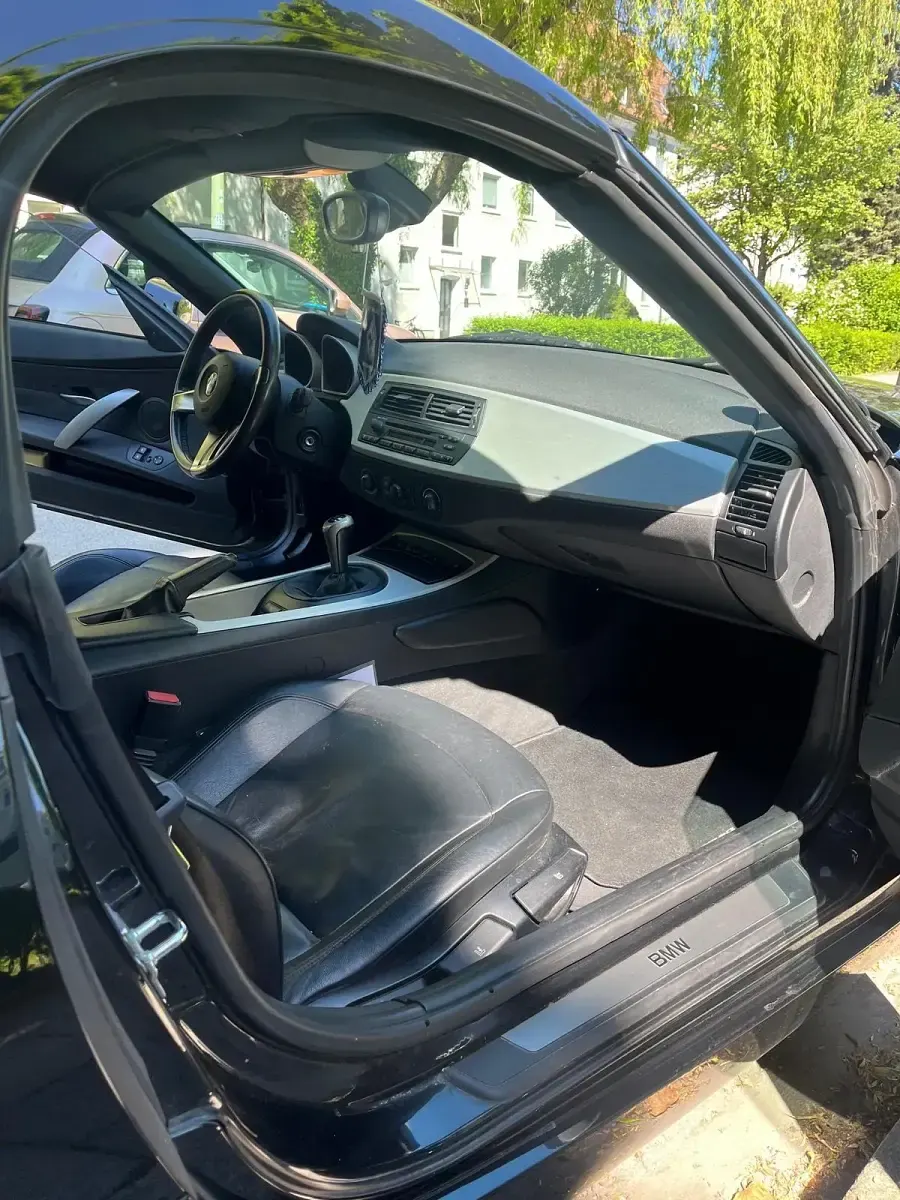 Gebraucht BMW Z4 150 PS (110 kW) 2006 Schwarz Cabrio