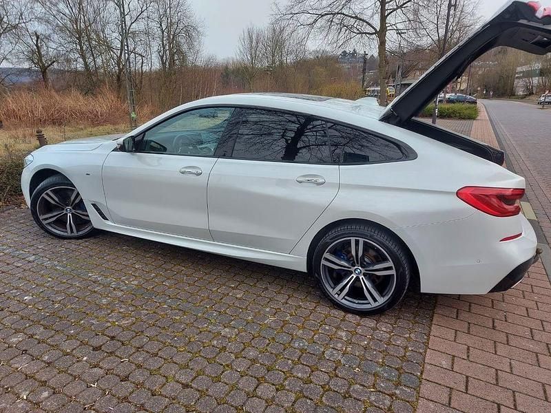 Weiß Gebraucht 2018 BMW 630 Performance Coupé | 35.900 € (Fairer Preis) - Bild 1/4
