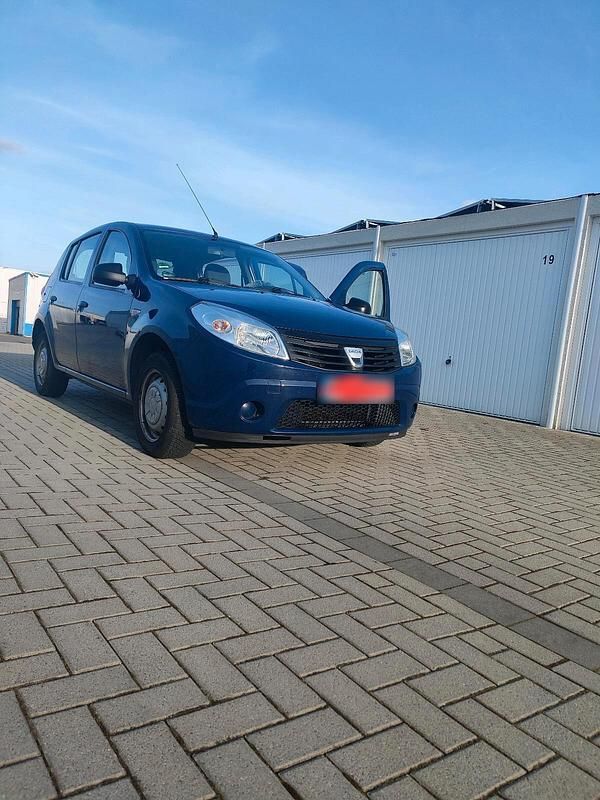 Gebraucht Dacia Sandero 75 PS (55 kW) 2009 Blau Limousine