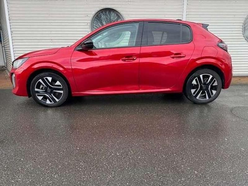 Gebraucht Peugeot 208 101 PS (74 kW) 2025 Elixirrot Kleinwagen