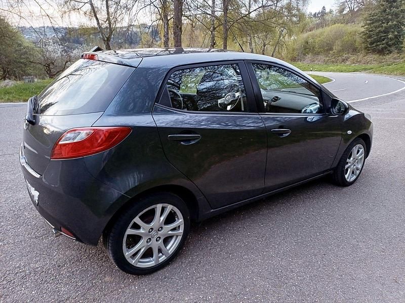 Gebraucht Mazda 2 86 PS (63 kW) 2008 Grau Kleinwagen