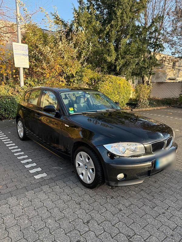 Gebraucht BMW 116 116 PS (85 kW) 2004 Schwarz Kleinwagen