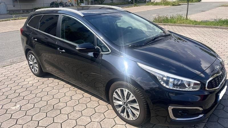 Schwarz Gebraucht 2016 Kia Ceed 2 Kombi | 10.000 € (Fairer Preis) - Bild 1/4