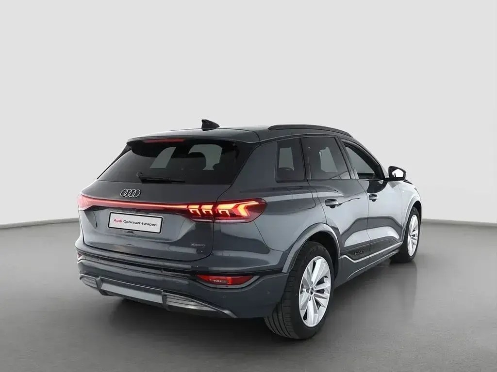 Gebraucht Audi Q6 e-tron S-Line 284 kW (387 PS) 2025 Grau SUV