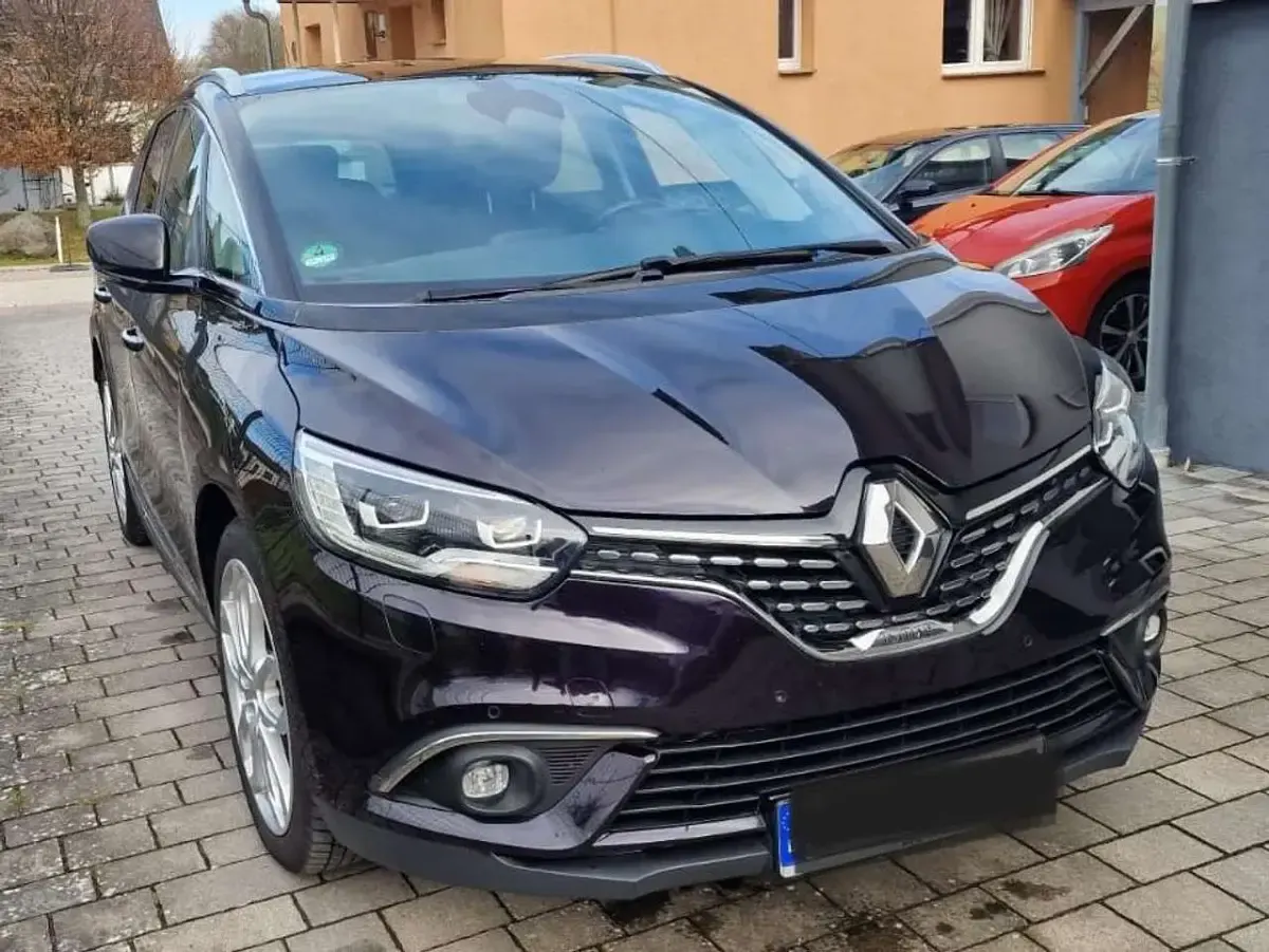 Gebraucht Renault Grand Scénic IV Initiale Paris 163 PS (119 kW) 2018 Violett Van / Kleinbus