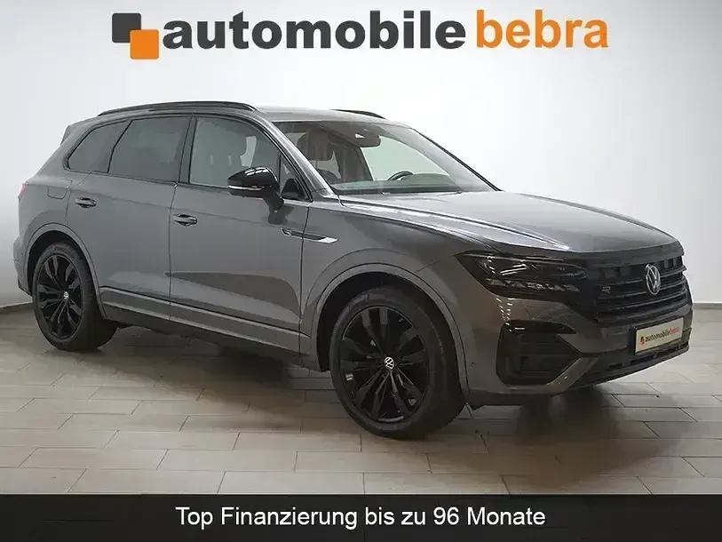 Używany VW Touareg 286 KM (210 kW) 2023 Szary SUV