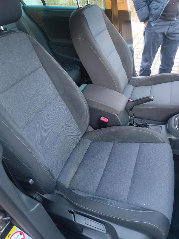 Gebraucht VW Golf VI Trendline 86 PS (63 kW) 2011 Schwarz Kleinwagen