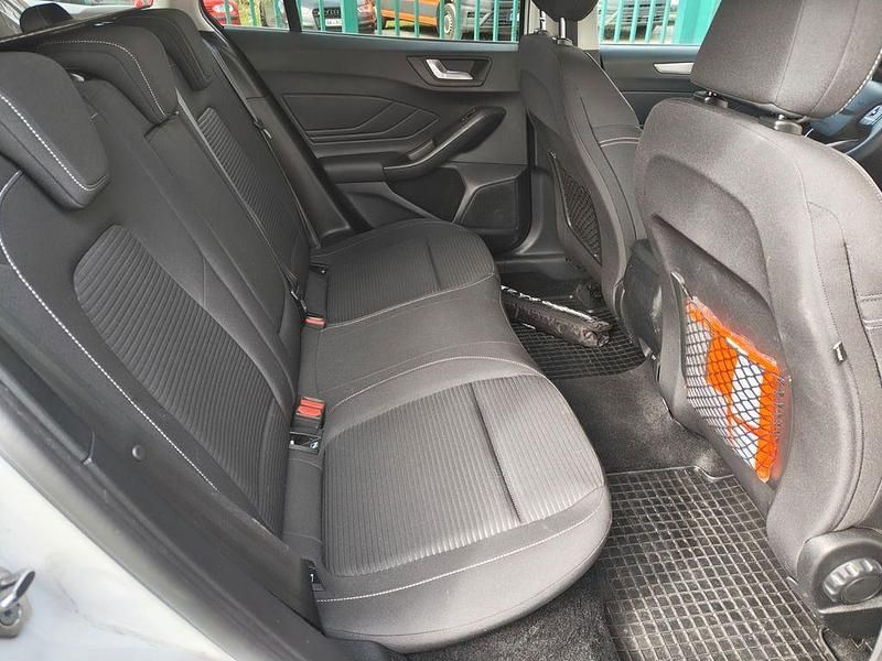 Gebraucht Ford Focus Titanium 150 PS (110 kW) 2021 Weiß Limousine