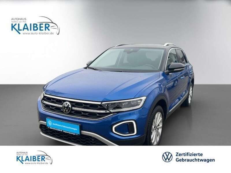 Gebraucht VW T-Roc Style 150 PS (110 kW) 2024 Ravennablau (metallic) SUV