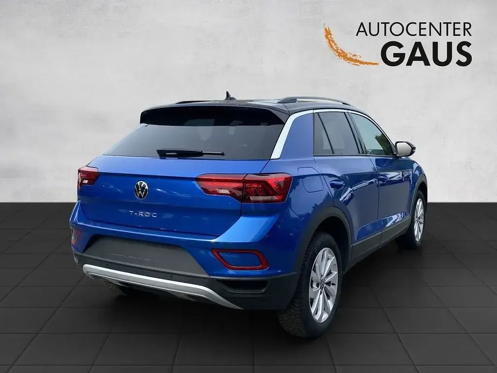 Gebraucht VW T-Roc Life 150 PS (110 kW) 2025 Blau SUV