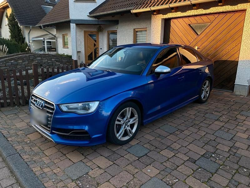 Gebraucht Audi S3 300 PS (220 kW) 2015 Blau Limousine