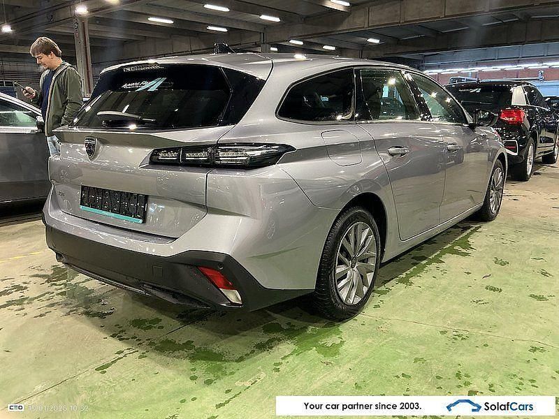 Gebraucht Peugeot 308 110 PS (80 kW) 2022 Grau Limousine