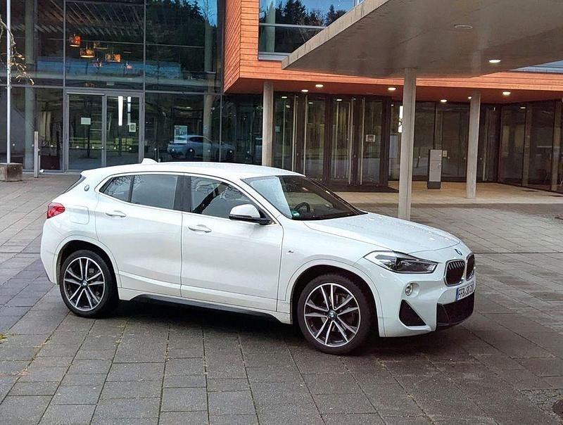 Weiß Gebraucht 2018 BMW X2 M Sport SUV | 17.990 € (Guter Preis) - Bild 1/4