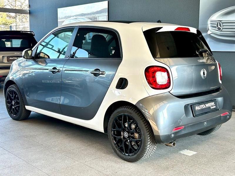Gebraucht Smart ForFour Prime 90 PS (66 kW) 2019 Grau Kleinwagen