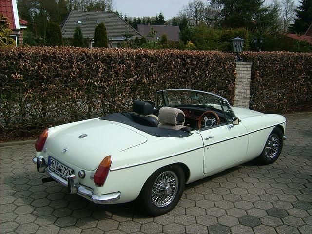 Gebraucht MG B 95 PS (69 kW) 1972 Weiß Cabrio