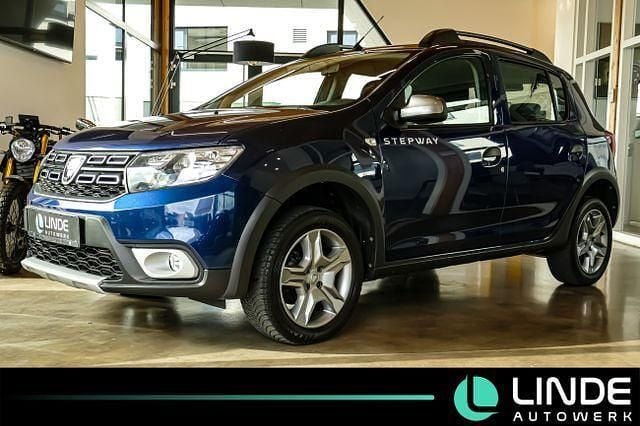 Blau Gebraucht 2019 Dacia Sandero Prestige Kleinwagen | 9.990 € (Fairer Preis) - Bild 1/4
