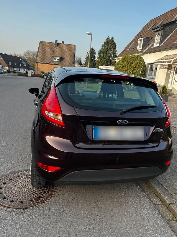 Gebraucht Ford Fiesta 75 PS (55 kW) 2009 Kleinwagen