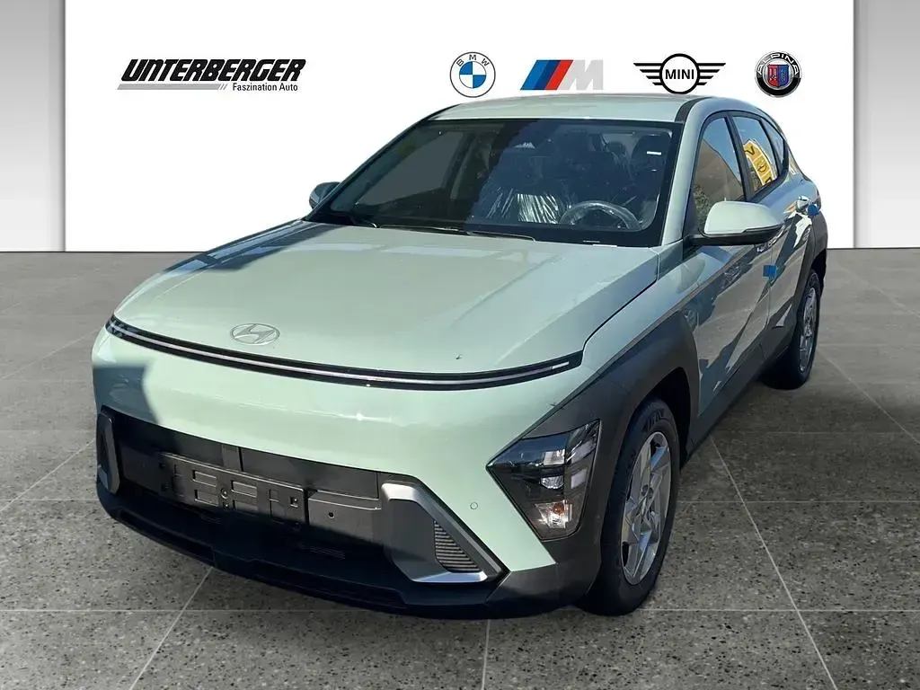 Neu Hyundai Kona Select 150 PS (110 kW) 2026 Grün SUV