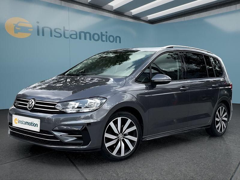 Grün Gebraucht 2019 VW Touran Van / Kleinbus | 23.399 € (Etwas zu teuer) - Bild 1/4