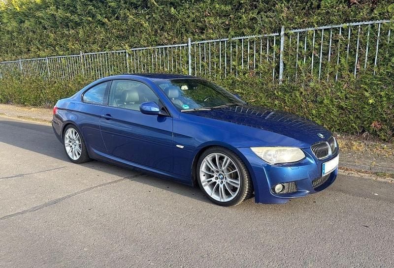 Gebraucht BMW 325 Performance 218 PS (160 kW) 2010 Blau Coupé