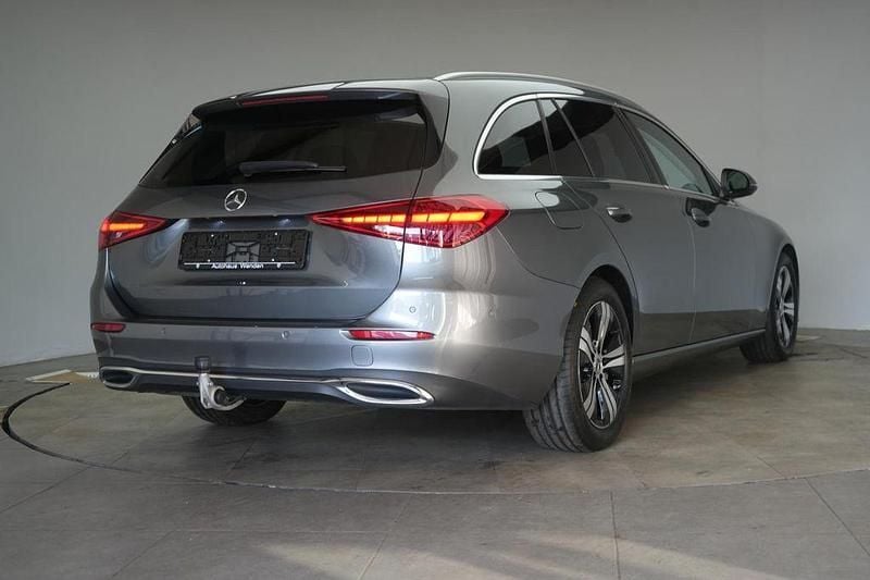 Gebraucht Mercedes C220 Avantgarde 200 PS (147 kW) 2023 Grau Limousine