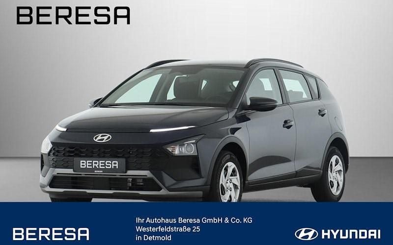 Grau Neu 2025 Hyundai Bayon Select SUV | 17.980 € (Superpreis) - Bild 1/4