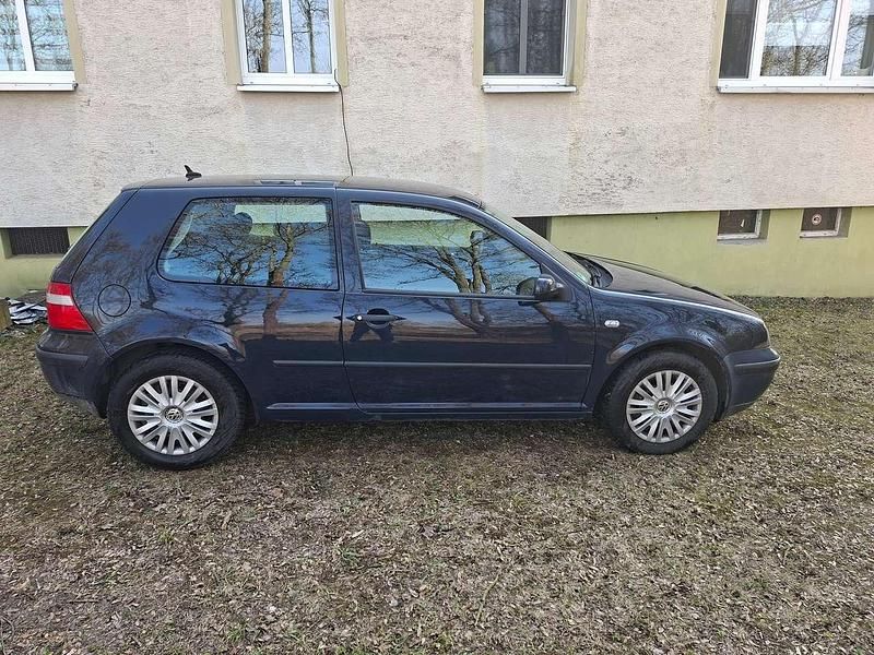 Gebraucht VW Golf IV 75 PS (55 kW) 2003 Blau Limousine