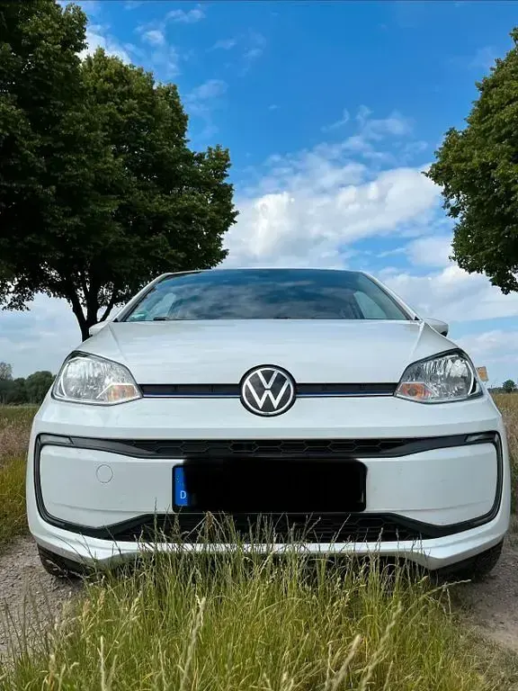 Gebraucht VW e-up! Style 61 kW (83 PS) 2022 Weiß Kleinwagen