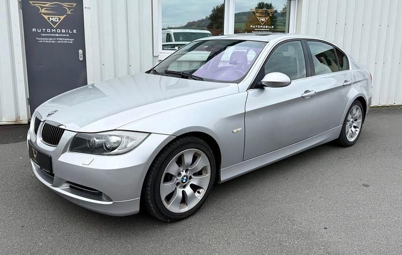 Silber Gebraucht 2005 BMW 330 Limousine | 7.199 € (Guter Preis) - Bild 1/4