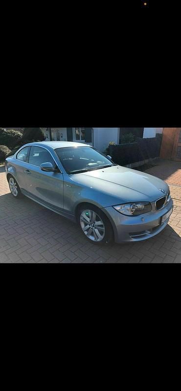 Gebraucht BMW 118 Coupé 143 PS (105 kW) 2010 Silber Coupé