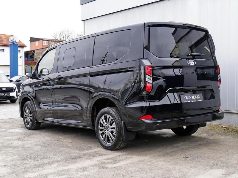 Neu Ford Tourneo Titanium 170 PS (125 kW) 2026 Grau Van / Kleinbus