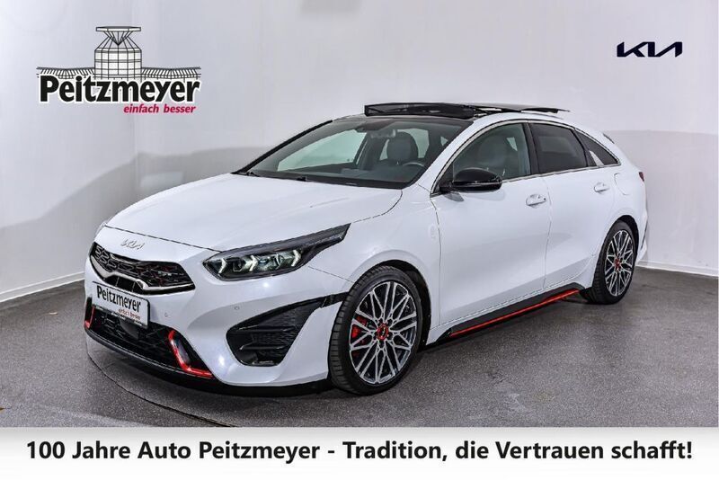 (hw2) deluxe white m Gebraucht 2021 Kia ProCeed Kleinwagen | 28.490 € (Teuer) - Bild 1/4