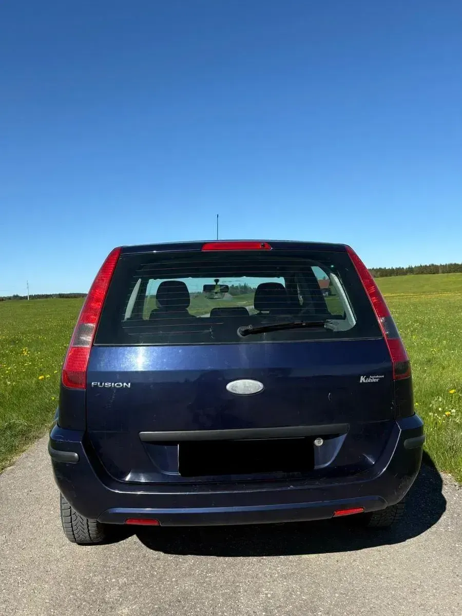 Gebraucht Ford Fusion 80 PS (58 kW) 2003 Blau Kleinwagen